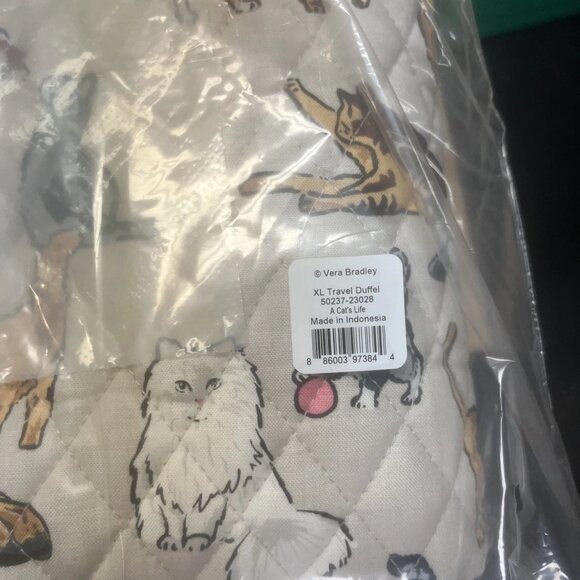 Vera Bradley A Cat's Life Extra Large (XL) Traveler Duffel Bag NWT - Picture 3 of 5